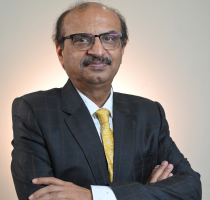 Dr. Ravi Kapoor